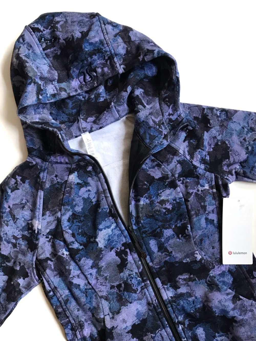 Lululemon Scuba Hoodie Light Cotton Fleece Screen Camo Multi Sz 6 NWT